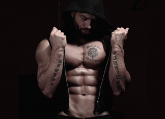 L’entrainement abdos de Lazar Angelov